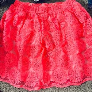 Hot pink daisy patterned mini skirt
